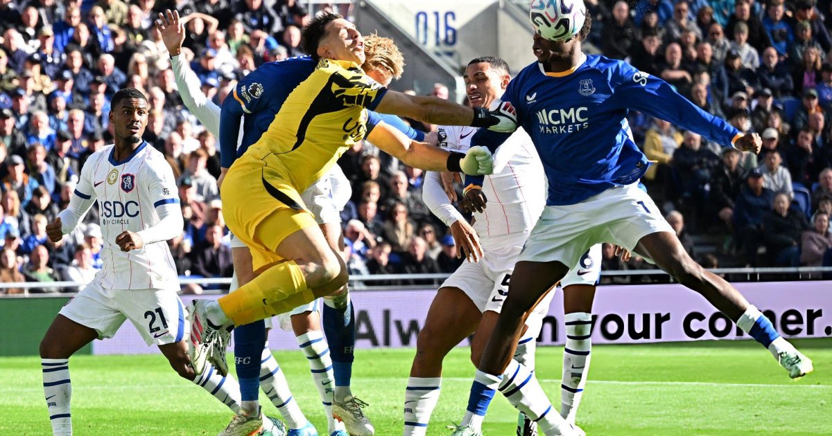 martinez-collison-1792249936.jpg
