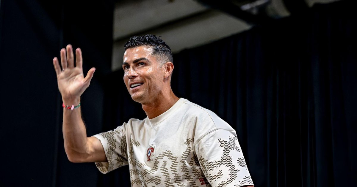 ronaldo-press-1791391077.jpg