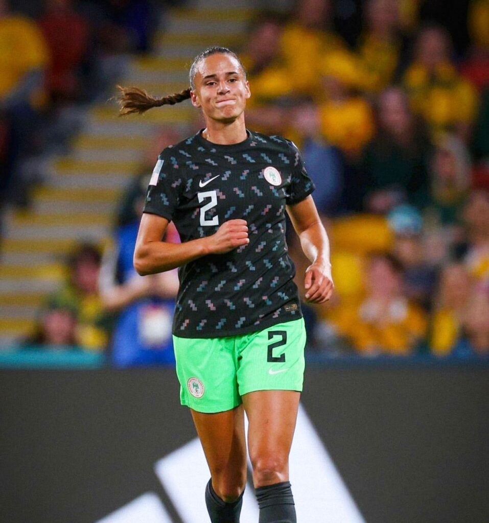 Ashleigh Plumptre
