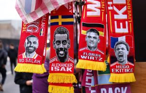 Liverpool, Alexander Isak, Mo Salah, Ekitike, Arne Slot