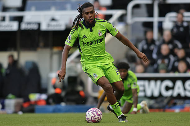 Alex Iwobi Reaches Historic Premier League Appearances Alex Iwobi
