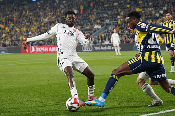 Ndidi Faces Spell on Sidelines After Hamstring Injury Wilfred Ndidi