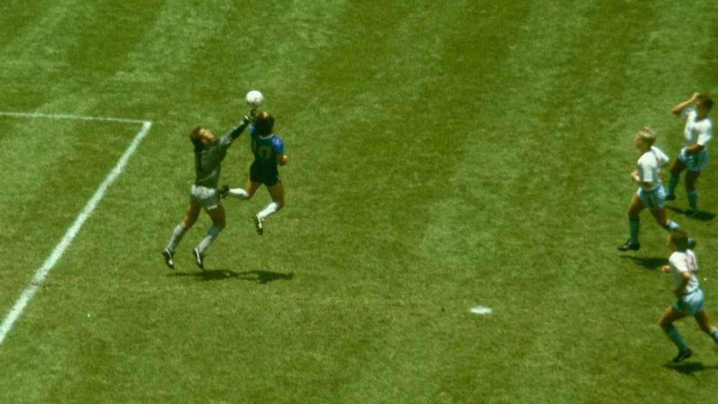 Peter Shilton, Diego  Maradona