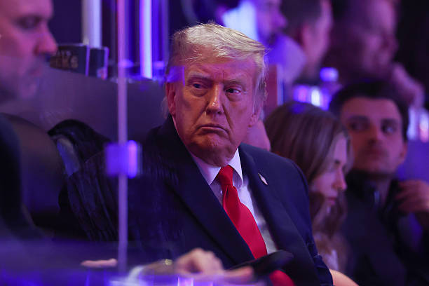 LeBron James, Lakers, 76ers, Donald Trump, NBA