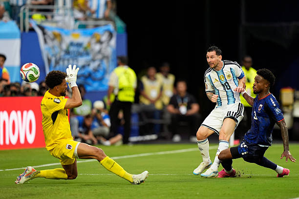 Lionel Messi, Vozinha