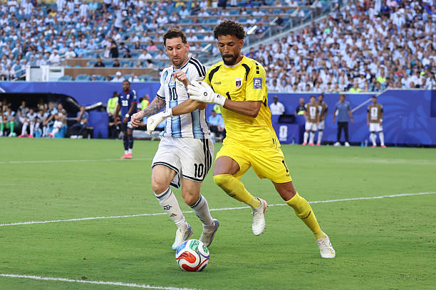 Lionel Messi, Vozinha